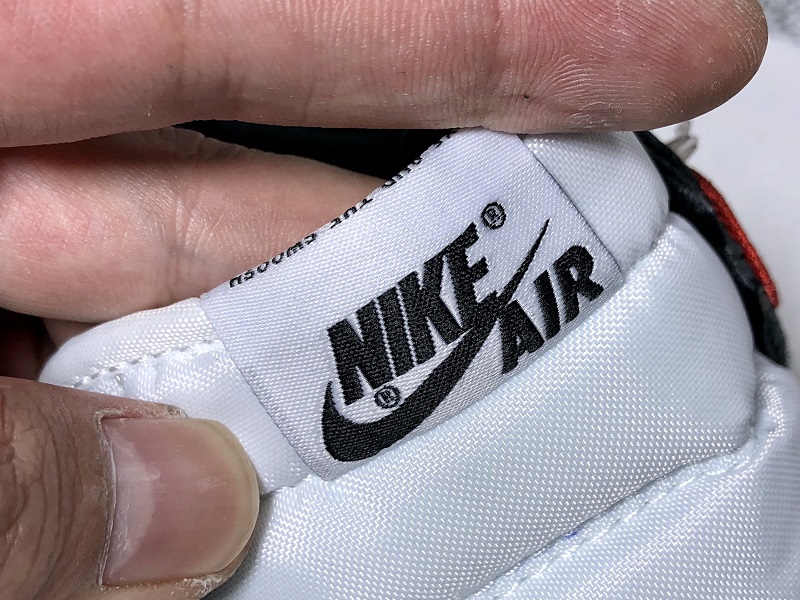 Air Jordan 1 AJ1 Satin Black Toe